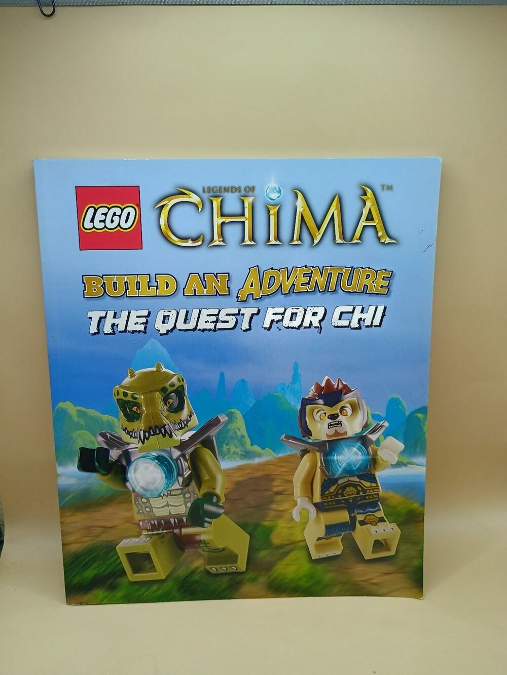 LEGO Chima Build an Adventure the Quest for Chi Book DK Model Instructions 2014